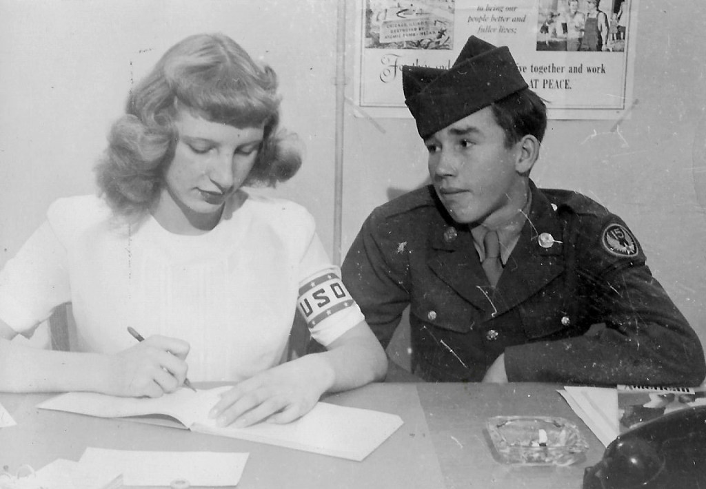 family stories that bind&nbsp;us